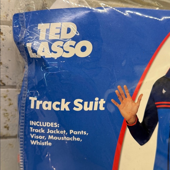 Ted Lasso Track Suit Costume Size XL - Picture 3 of 6